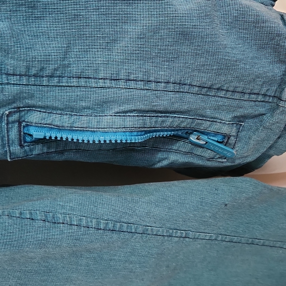 Bench Light Jacket - Picture 3 of 10